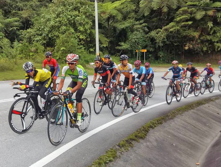 Program latihan kayuhan hampir sejauh 4000km ke seluruh semenanjung Malaysia ditempuh oleh skuad basikal lasak Terengganu bermula dari Kemaman pada 21 Jun lepas dan dijangka akan meneruskan kayuhan pulang ke Kemaman pada 8 Julai nanti. Kredit Foto - Facebook.com/KEMAMANMTBPARK/