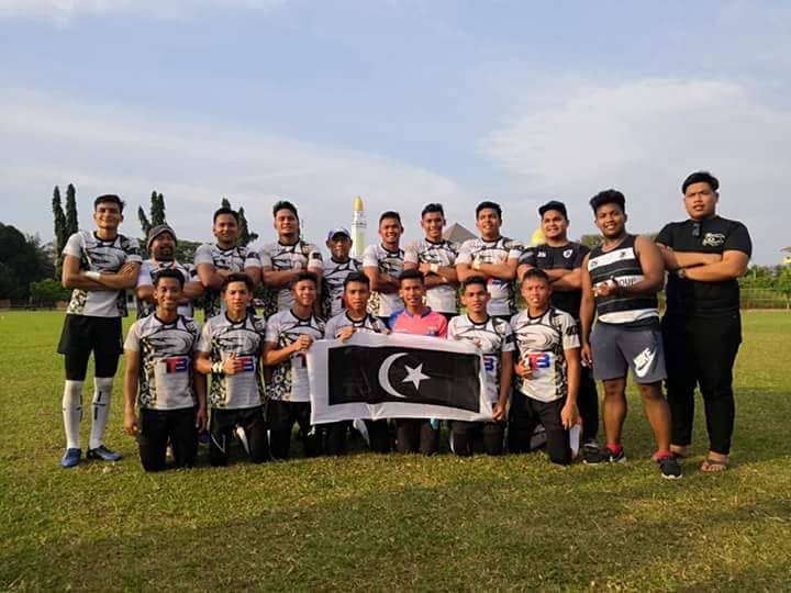 Pasukan ragbi Kolej Vokasional Wakaf Tembesu merupakan pasukan dari negeri Terengganu yang terdiri dari kalangan pelajar kolej itu sendiri sepenuhnya. Kredit Foto - Zulkarnain Mohd Zawawi