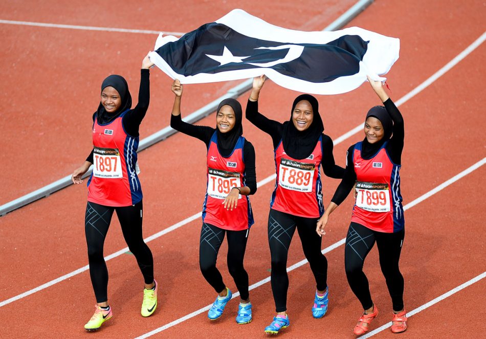 Skuad 4 x 100 m Lari Berganti Wanita Terengganu Hanelang turut meraih pingat emas buat kontijen negeri Terengganu dengan catatan masa 47.010 . Kredit Foto - Sekretariat SUKMA Perak 2018