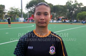 Kapten Pasukan Hoki Wanita Terengganu (TLHT) bagi kempen Liga Hoki Wanita Malaysia 2019 - Siti Noor Amarina Ruhani . Kredit Foto - PenyuSukan.com