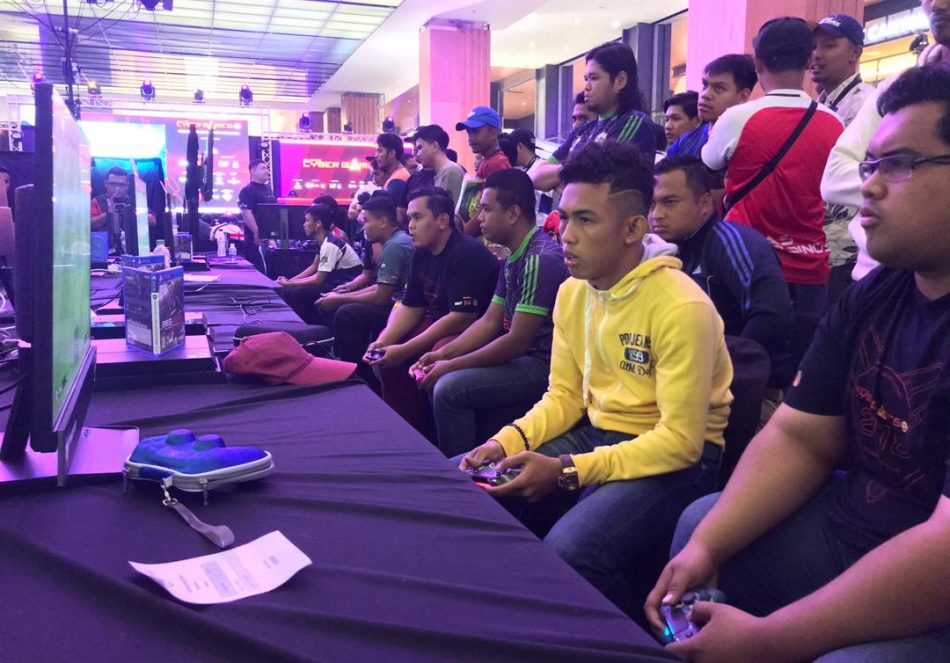 Kejohanan Selangor Cyber Games 2018 yang telah berlansung pada 27 dan 28 Oktober 2018 bertempat di Empire City, Petaling Jaya. Kredit Foto – Facebook.com/esmterengganu
